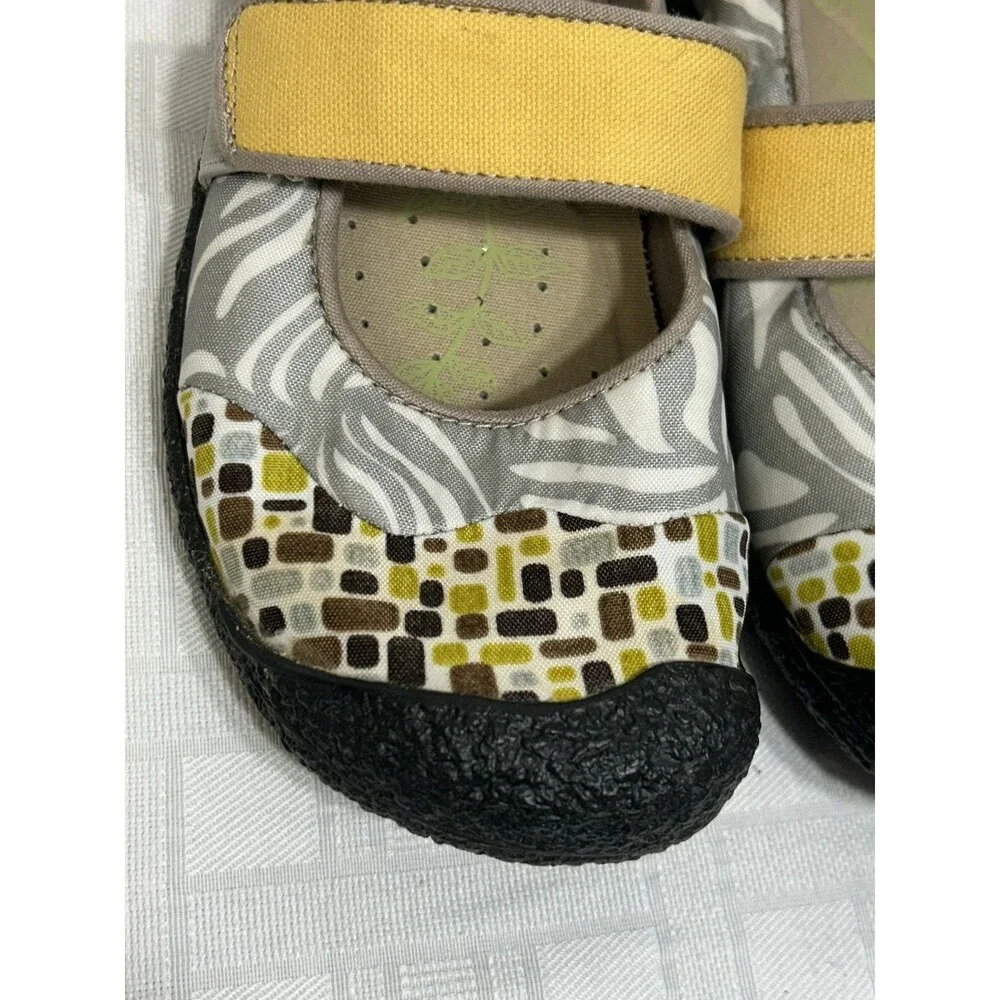 KEEN Mary Jane Harvest Mimosa Silver Zebra Loafer Flats Shoes Women's Size 9